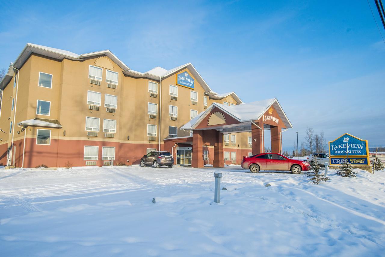 Lakeview Inns & Suites - Chetwynd エクステリア 写真